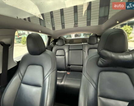 Синій Тесла Model Y, об'ємом двигуна 0 л та пробігом 48 тис. км за 26000 $, фото 21 на Automoto.ua