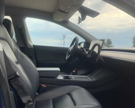 Синий Тесла Model Y, объемом двигателя 0 л и пробегом 75 тыс. км за 22900 $, фото 9 на Automoto.ua