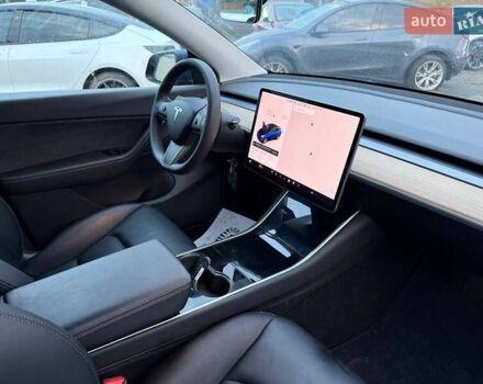 Тесла Model Y 2021 у Луцьку на Automoto.ua Синій Тесла Model Y, об'ємом двигуна 0 л та пробігом 145 тис. км за 18900 $, фото 19 на Automoto.ua