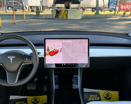 Синій Тесла Model Y, об'ємом двигуна 0 л та пробігом 64 тис. км за 26900 $, фото 12 на Automoto.ua