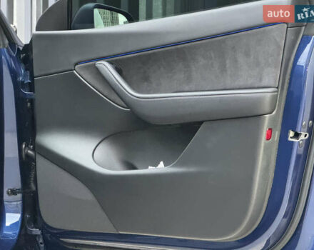 Синий Тесла Model Y, объемом двигателя 0 л и пробегом 88 тыс. км за 31990 $, фото 36 на Automoto.ua