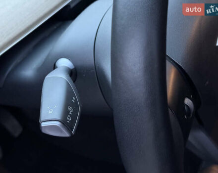 Тесла Model Y 2021 в Харькове на Automoto.ua Синий Тесла Model Y, объемом двигателя 0 л и пробегом 113 тыс. км за 21200 $, фото 41 на Automoto.ua