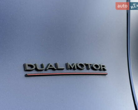 Синий Тесла Model Y, объемом двигателя 0 л и пробегом 88 тыс. км за 31990 $, фото 20 на Automoto.ua