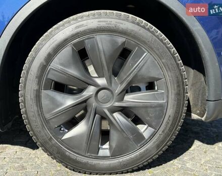 Синий Тесла Model Y, объемом двигателя 0 л и пробегом 80 тыс. км за 25300 $, фото 21 на Automoto.ua