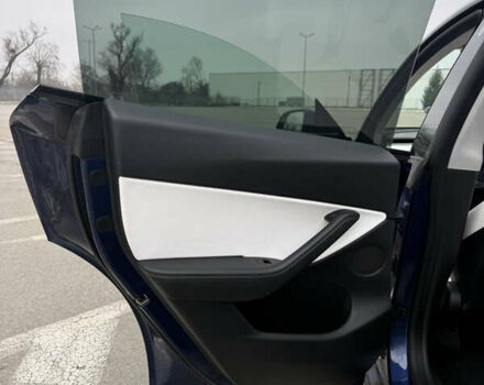 Синій Тесла Model Y, об'ємом двигуна 0 л та пробігом 68 тис. км за 25700 $, фото 22 на Automoto.ua