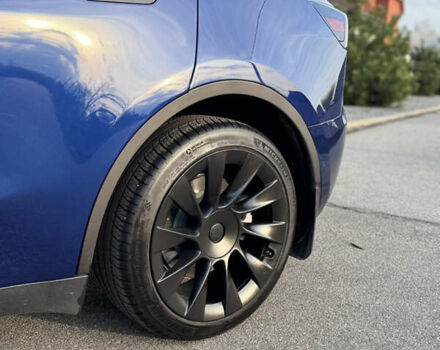 Синий Тесла Model Y, объемом двигателя 0 л и пробегом 52 тыс. км за 30900 $, фото 6 на Automoto.ua