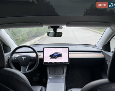Синий Тесла Model Y, объемом двигателя 0 л и пробегом 52 тыс. км за 30900 $, фото 30 на Automoto.ua