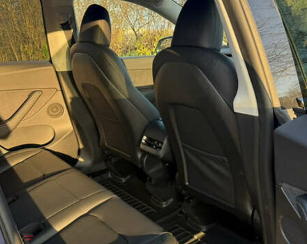 Синій Тесла Model Y, об'ємом двигуна 0 л та пробігом 18 тис. км за 26000 $, фото 9 на Automoto.ua