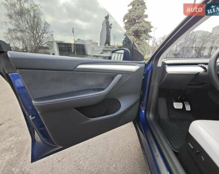 Синий Тесла Model Y, объемом двигателя 0 л и пробегом 38 тыс. км за 29300 $, фото 12 на Automoto.ua
