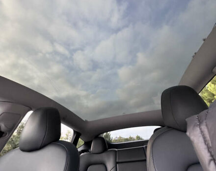 Синий Тесла Model Y, объемом двигателя 0 л и пробегом 52 тыс. км за 30900 $, фото 17 на Automoto.ua