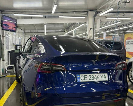 Синій Тесла Model Y, об'ємом двигуна 0 л та пробігом 68 тис. км за 25700 $, фото 40 на Automoto.ua