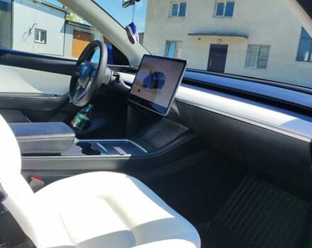 Синий Тесла Model Y, объемом двигателя 0 л и пробегом 63 тыс. км за 26800 $, фото 1 на Automoto.ua