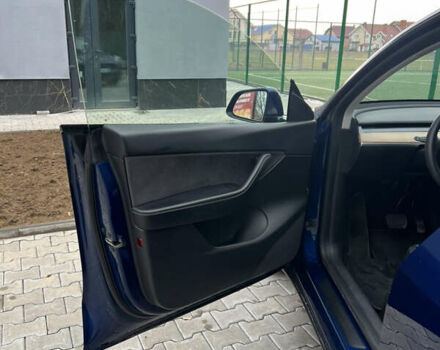 Синий Тесла Model Y, объемом двигателя 0 л и пробегом 86 тыс. км за 24900 $, фото 24 на Automoto.ua