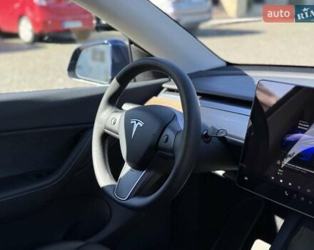 Синий Тесла Model Y, объемом двигателя 0 л и пробегом 80 тыс. км за 25300 $, фото 90 на Automoto.ua