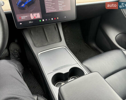 Синий Тесла Model Y, объемом двигателя 0 л и пробегом 120 тыс. км за 24500 $, фото 27 на Automoto.ua