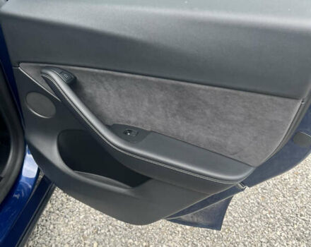 Синій Тесла Model Y, об'ємом двигуна 0 л та пробігом 91 тис. км за 23200 $, фото 19 на Automoto.ua