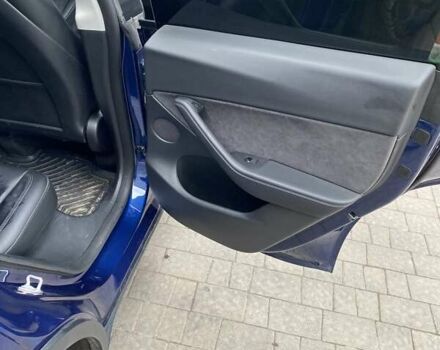 Синий Тесла Model Y, объемом двигателя 0 л и пробегом 89 тыс. км за 22000 $, фото 16 на Automoto.ua
