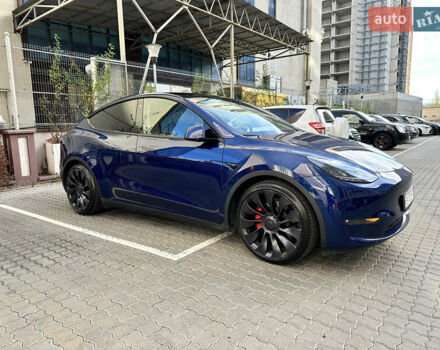 Синий Тесла Model Y, объемом двигателя 0 л и пробегом 27 тыс. км за 29500 $, фото 1 на Automoto.ua