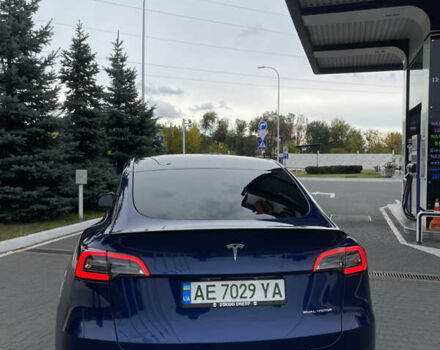 Тесла Model Y 2022 в Днепре (Днепропетровске) на Automoto.ua Синий Тесла Model Y, объемом двигателя 0 л и пробегом 57 тыс. км за 25499 $, фото 13 на Automoto.ua