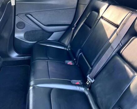 Синий Тесла Model Y, объемом двигателя 0 л и пробегом 42 тыс. км за 25400 $, фото 13 на Automoto.ua