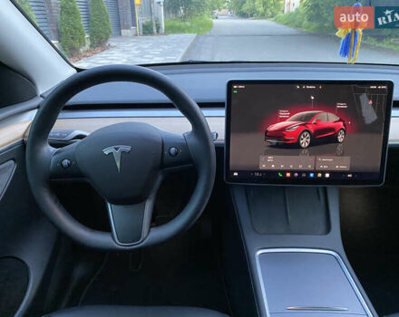 Синий Тесла Model Y, объемом двигателя 0 л и пробегом 48 тыс. км за 27200 $, фото 21 на Automoto.ua