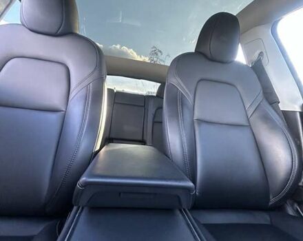 Синий Тесла Model Y, объемом двигателя 0 л и пробегом 93 тыс. км за 25500 $, фото 6 на Automoto.ua