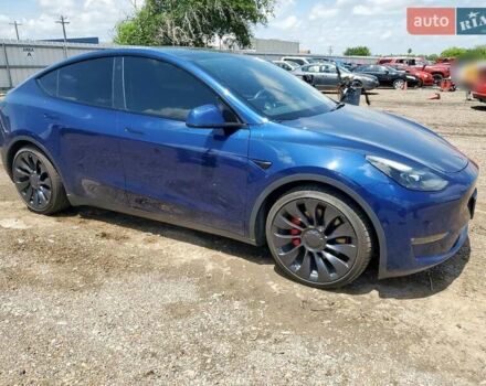 Синий Тесла Model Y, объемом двигателя 0 л и пробегом 81 тыс. км за 10500 $, фото 3 на Automoto.ua