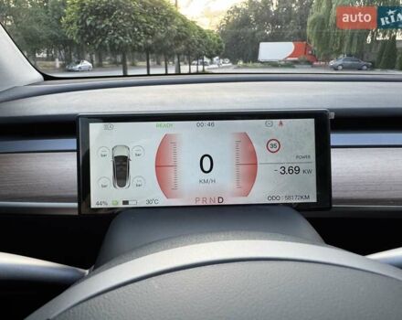 Синій Тесла Model Y, об'ємом двигуна 0 л та пробігом 58 тис. км за 27800 $, фото 36 на Automoto.ua