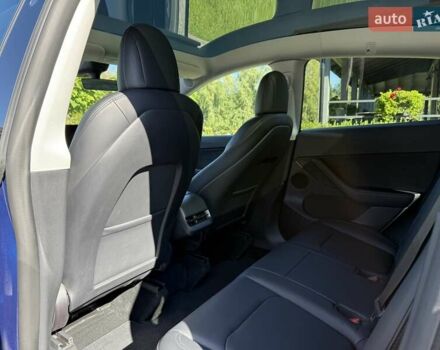 Синий Тесла Model Y, объемом двигателя 0 л и пробегом 80 тыс. км за 25300 $, фото 82 на Automoto.ua