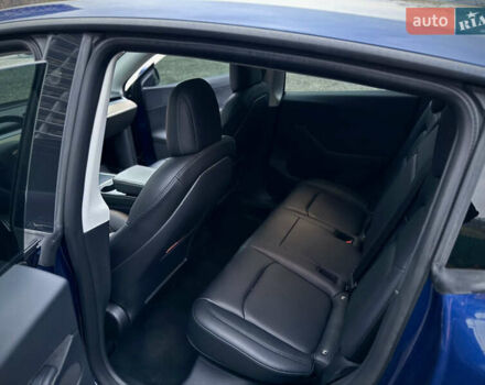 Синий Тесла Model Y, объемом двигателя 0 л и пробегом 38 тыс. км за 28900 $, фото 9 на Automoto.ua