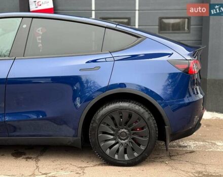 Синий Тесла Model Y, объемом двигателя 0 л и пробегом 40 тыс. км за 29999 $, фото 6 на Automoto.ua