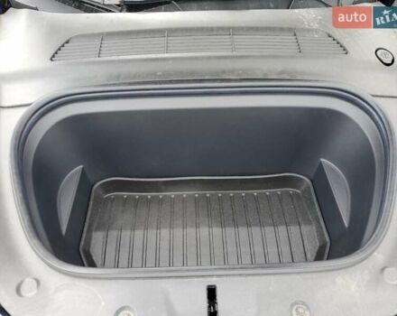 Синій Тесла Model Y, об'ємом двигуна 0 л та пробігом 53 тис. км за 8700 $, фото 11 на Automoto.ua