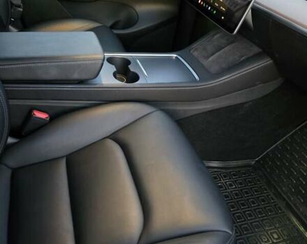 Синий Тесла Model Y, объемом двигателя 0 л и пробегом 31 тыс. км за 27500 $, фото 11 на Automoto.ua