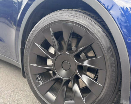Синий Тесла Model Y, объемом двигателя 0 л и пробегом 52 тыс. км за 30900 $, фото 42 на Automoto.ua