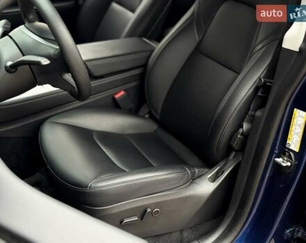 Синий Тесла Model Y, объемом двигателя 0 л и пробегом 40 тыс. км за 29999 $, фото 12 на Automoto.ua