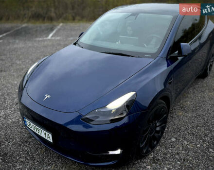Синий Тесла Model Y, объемом двигателя 0 л и пробегом 38 тыс. км за 28900 $, фото 4 на Automoto.ua