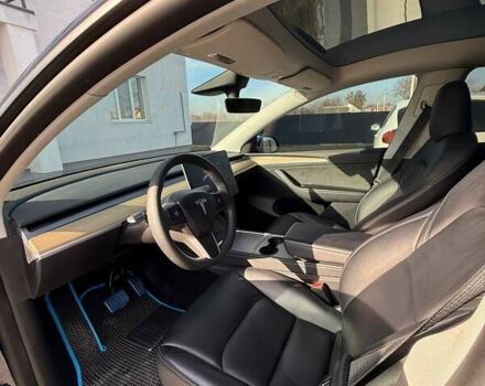 Синий Тесла Model Y, объемом двигателя 0 л и пробегом 80 тыс. км за 27000 $, фото 11 на Automoto.ua