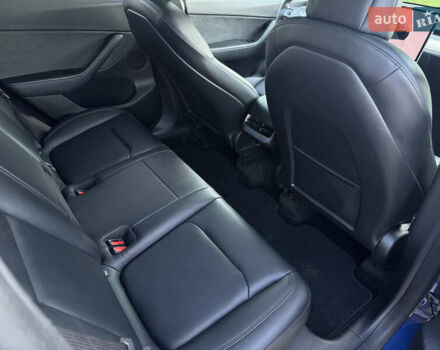 Синий Тесла Model Y, объемом двигателя 0 л и пробегом 61 тыс. км за 24900 $, фото 12 на Automoto.ua