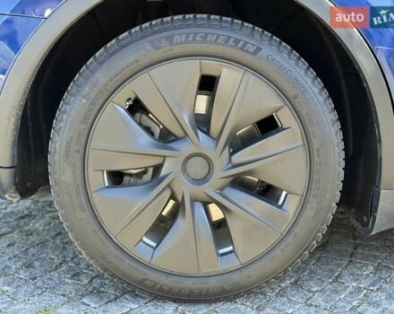 Синий Тесла Model Y, объемом двигателя 0 л и пробегом 80 тыс. км за 25300 $, фото 51 на Automoto.ua