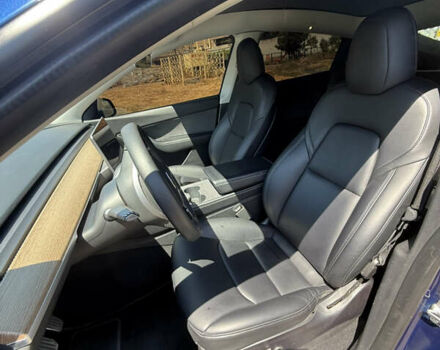 Синий Тесла Model Y, объемом двигателя 0 л и пробегом 137 тыс. км за 25000 $, фото 8 на Automoto.ua