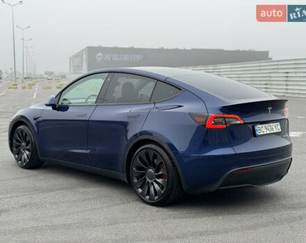Синий Тесла Model Y, объемом двигателя 0 л и пробегом 66 тыс. км за 24100 $, фото 4 на Automoto.ua