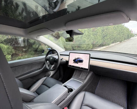 Синий Тесла Model Y, объемом двигателя 0 л и пробегом 52 тыс. км за 30900 $, фото 26 на Automoto.ua