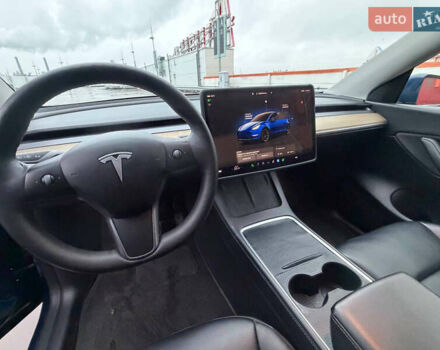 Синий Тесла Model Y, объемом двигателя 0 л и пробегом 130 тыс. км за 24500 $, фото 6 на Automoto.ua