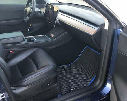 Синий Тесла Model Y, объемом двигателя 0 л и пробегом 46 тыс. км за 27000 $, фото 7 на Automoto.ua