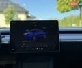 Синий Тесла Model Y, объемом двигателя 0 л и пробегом 80 тыс. км за 25300 $, фото 109 на Automoto.ua