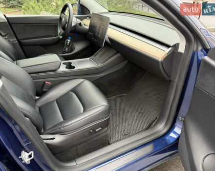 Синий Тесла Model Y, объемом двигателя 0 л и пробегом 120 тыс. км за 24500 $, фото 23 на Automoto.ua