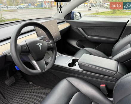 Синий Тесла Model Y, объемом двигателя 0 л и пробегом 120 тыс. км за 24500 $, фото 11 на Automoto.ua