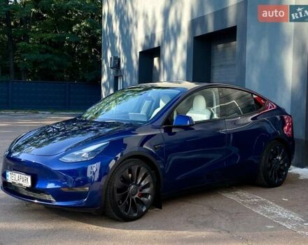 Синий Тесла Model Y, объемом двигателя 0 л и пробегом 92 тыс. км за 31999 $, фото 3 на Automoto.ua