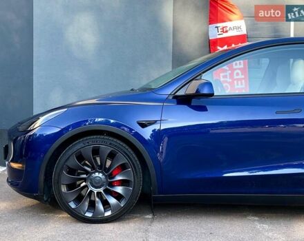 Синий Тесла Model Y, объемом двигателя 0 л и пробегом 92 тыс. км за 31999 $, фото 4 на Automoto.ua