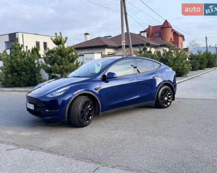 Синий Тесла Model Y, объемом двигателя 0 л и пробегом 52 тыс. км за 30900 $, фото 4 на Automoto.ua